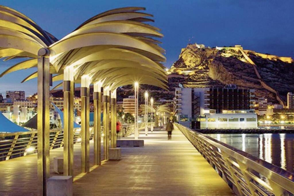 Espacioso Y Centrico Piso Con Zona Chill-Out Alicante Dış mekan fotoğraf